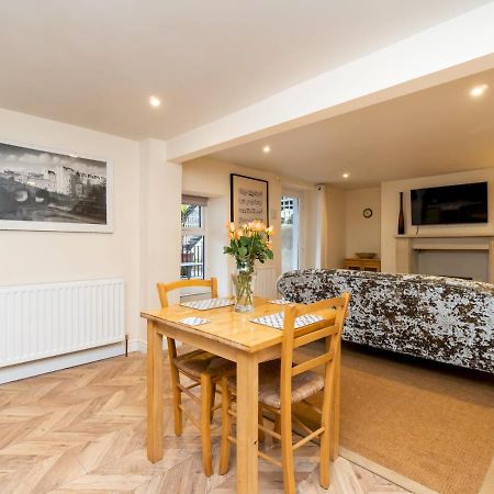 Pass The Keys Lovely 1 Bed Apartment With Free Parking Bath Exterior foto