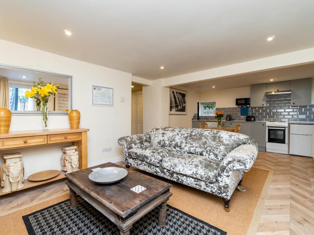 Pass The Keys Lovely 1 Bed Apartment With Free Parking Bath Exterior foto